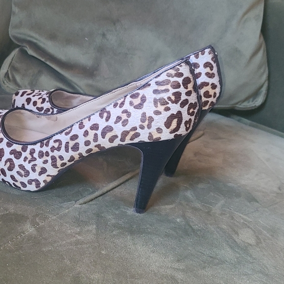 Kenneth Cole calf hair pumps sz 9.5 - Picture 5 of 6